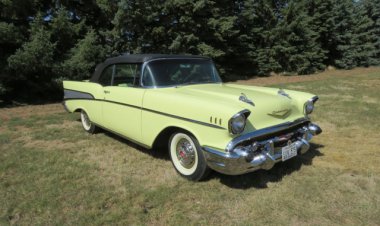 The Neil Krinke Collection of Classic Cars, Vintage Tractors, Petroliana, more will be Sold Sept. 18