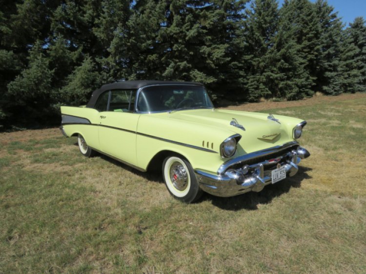 The Neil Krinke Collection of Classic Cars, Vintage Tractors, Petroliana, more will be Sold Sept. 18