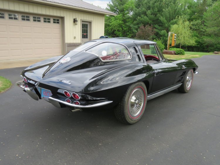 The Classic Car Collection of Larry and Dawn Menard will be Auctioned October 2, Online and Live in Chippewa Falls, WI
