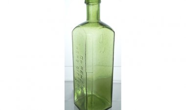 Dr. Renz's Herb Bitters Bottle Brings A Record $24,150 in Part 1 of The Mel Hammer Collection Sold Online December 10-19