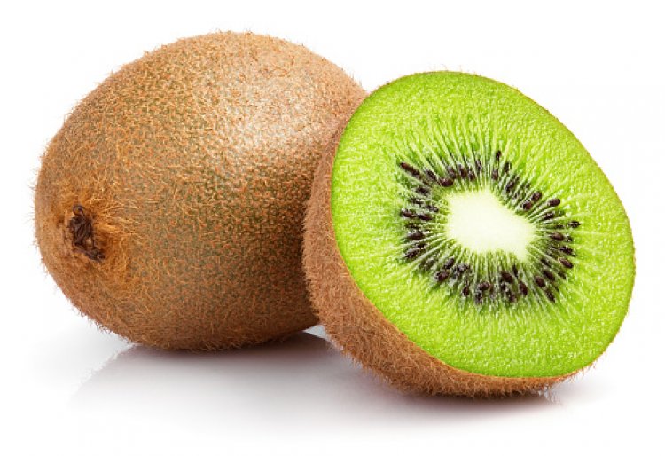 Can Dogs Eat Kiwi? Exploring the Benefits and Risks