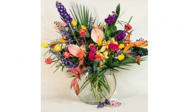 French Florist Launches 'Conversion Division' to Revolutionize Independent Florist Shops
