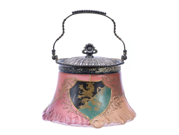 Woody Auction will Offer The Hite Collection of Wave Crest, R.S. Prussia, American Brilliant Cut Glass, more on April 26