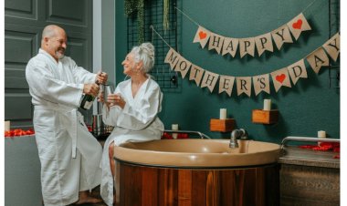 Oakwell Reimagines Mother's Day Spa Day